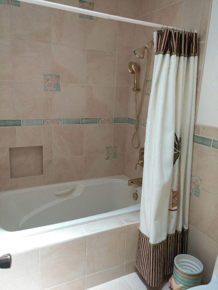 3720 FRESHWATER Drive — photo 12