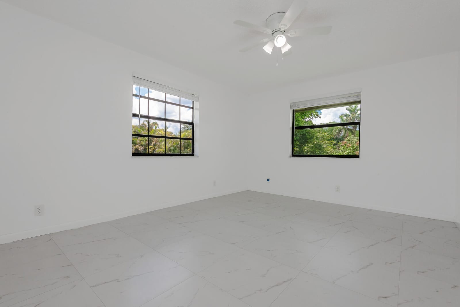 10675 Royal Palm Boulevard — photo 3