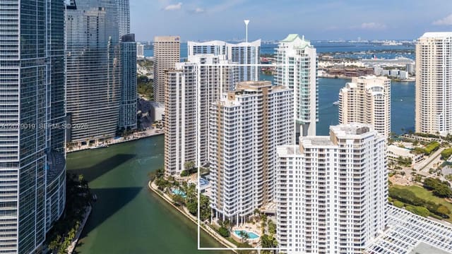 801 Brickell Key Boulevard 1204, Miami, FL 33131