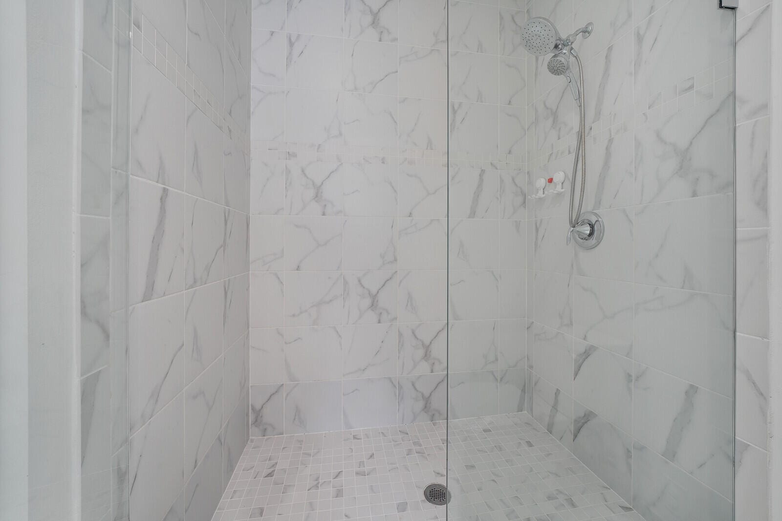 6215 OCEANAIRE Way — photo 12