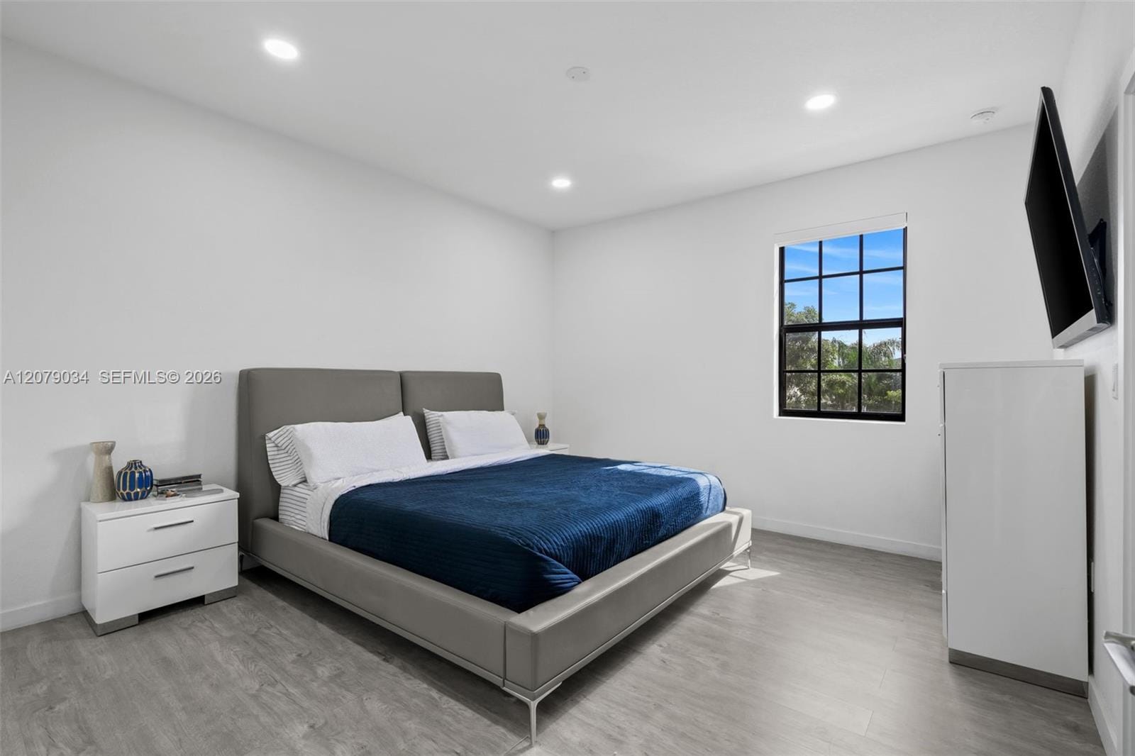 757 SW 11th Street — photo 12