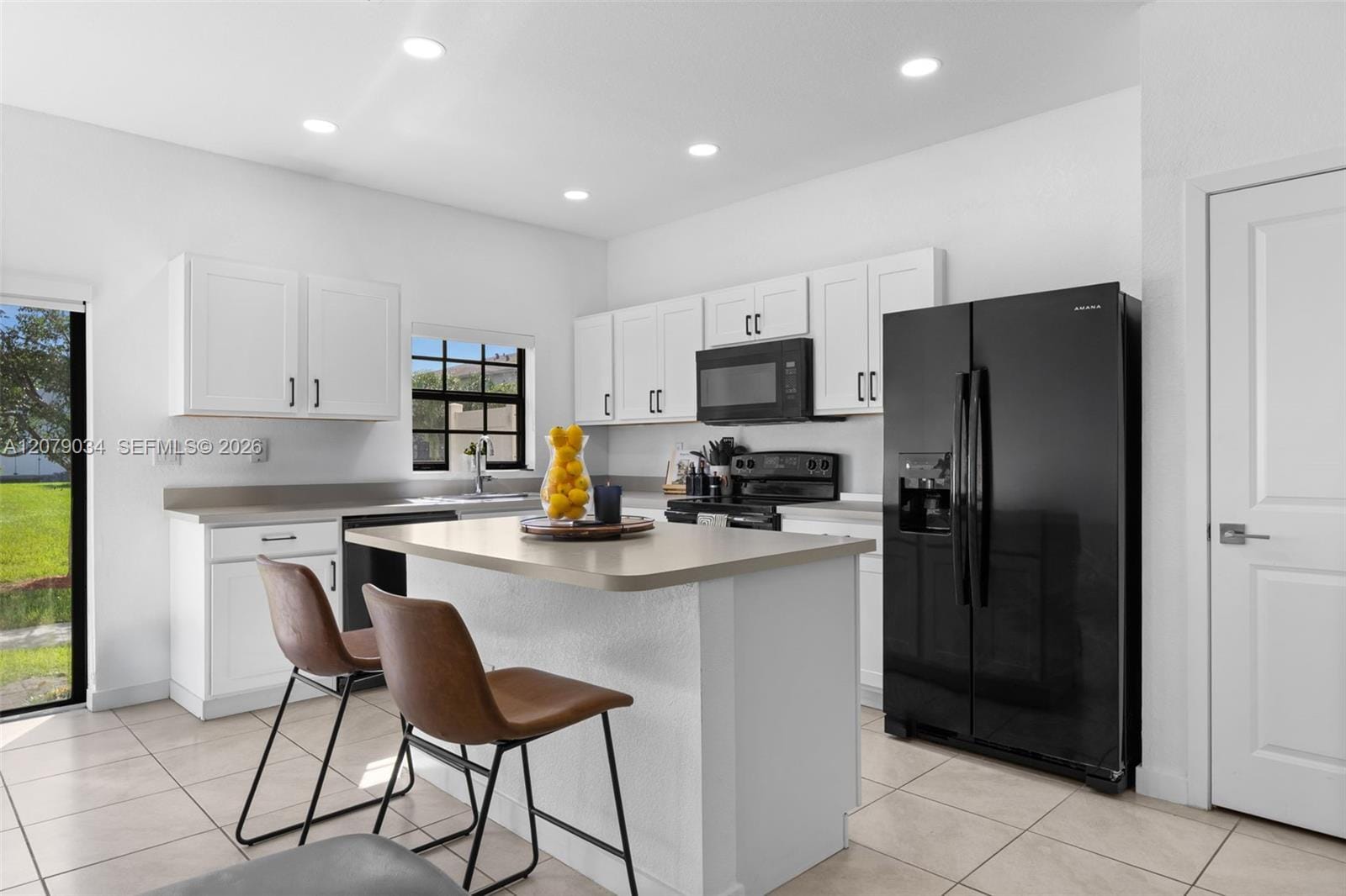 757 SW 11th Street — photo 3