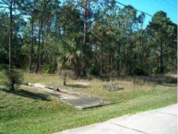 210 EMERSON Drive NW, Palm Bay, FL 32907 photo 2