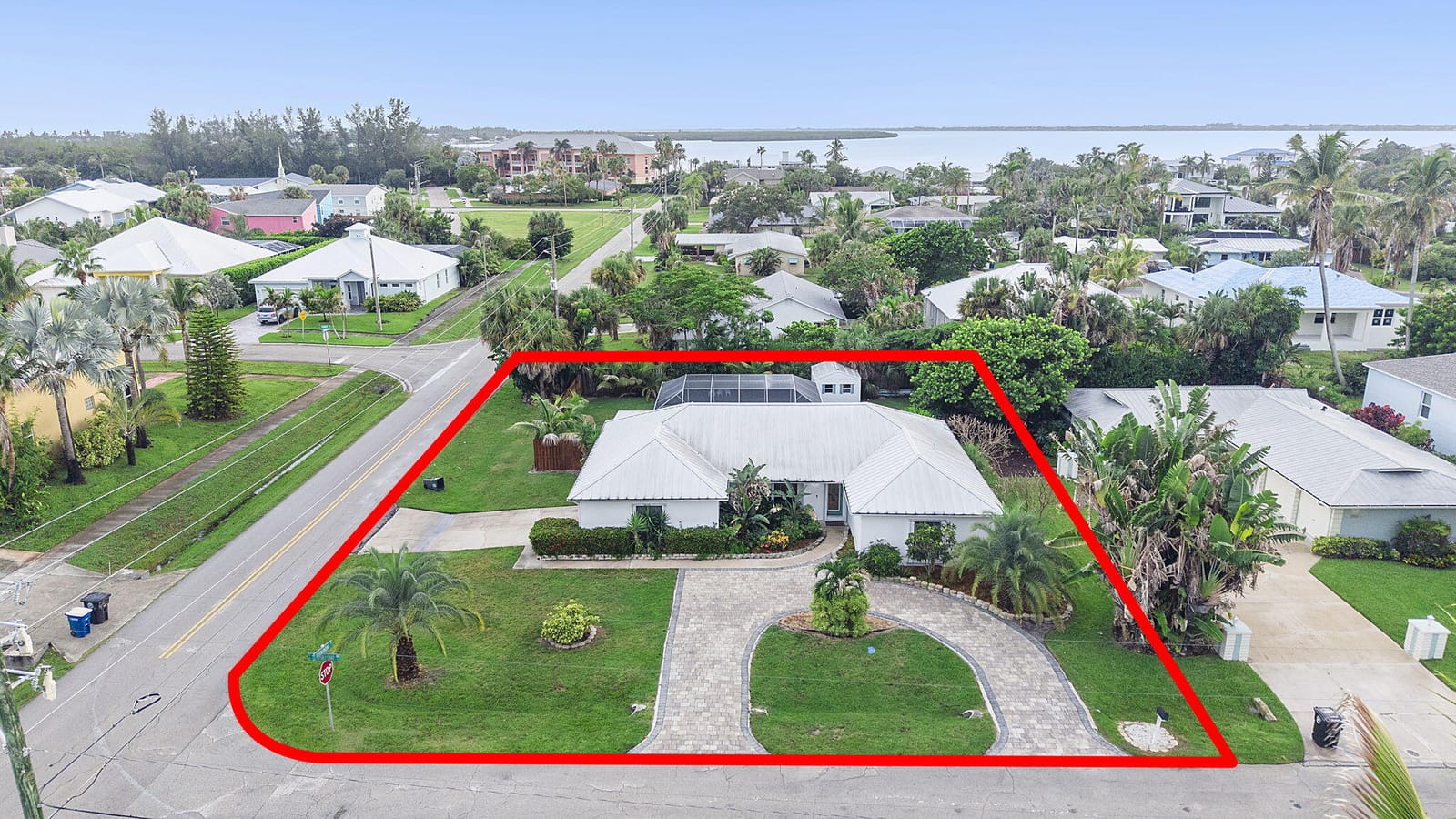 1577 THUMB POINT Drive, Fort Pierce, FL 34949 photo 2