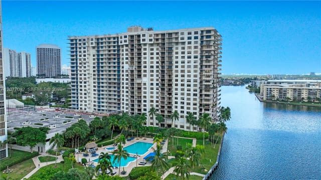 18151 NE 31st Court 1707, Aventura, FL 33160