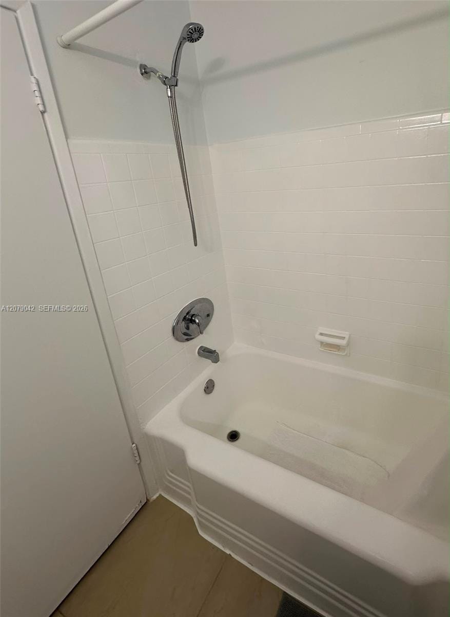 2024 NE 26th Street 1, Wilton Manors, FL 33305 photo 13