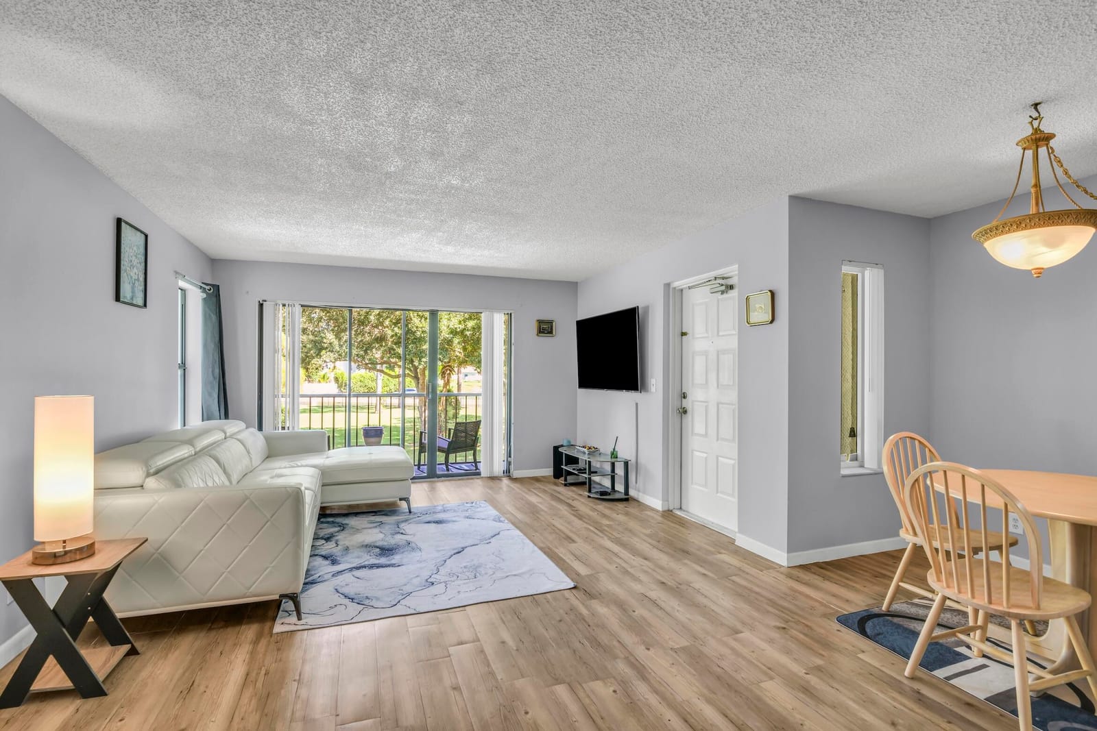 3744 Savoy Lane E2, West Palm Beach, FL 33417 photo 4