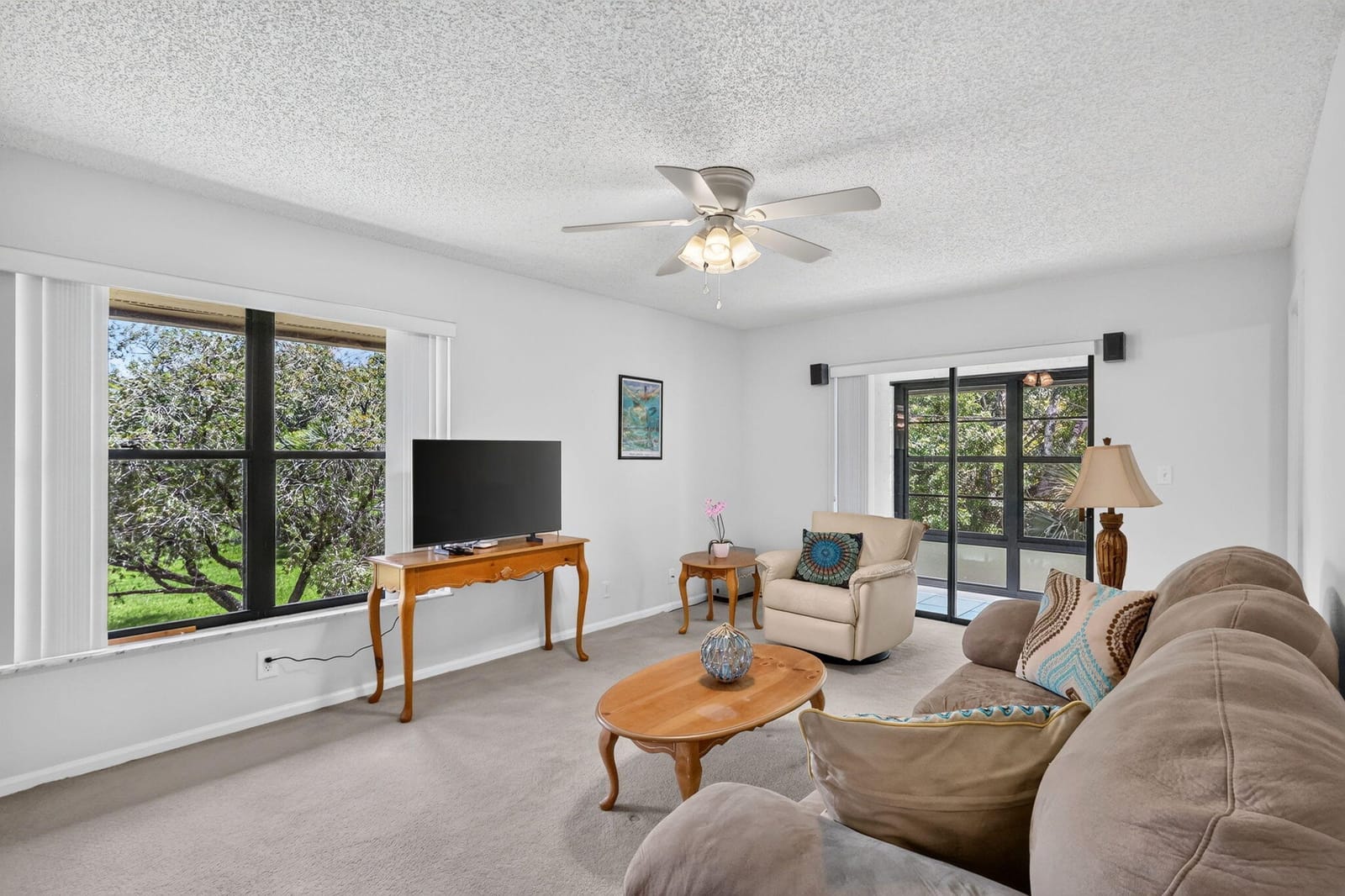 360 SW SOUTH RIVER Drive 205 — photo 8