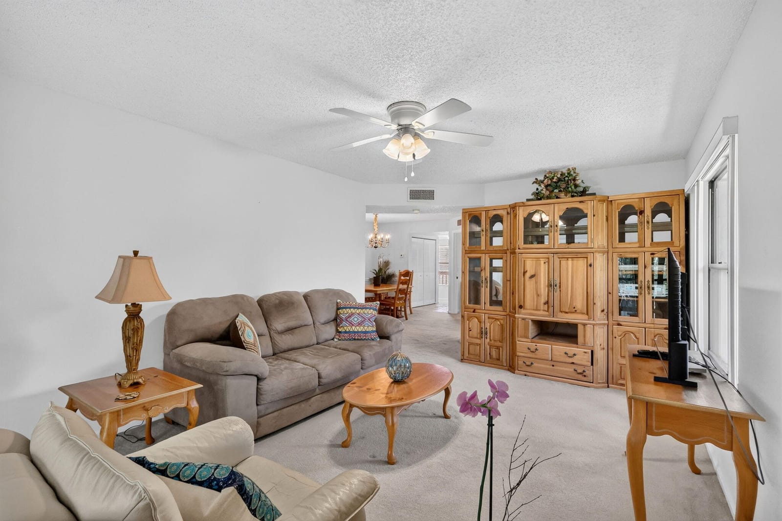 360 SW SOUTH RIVER Drive 205 — photo 9
