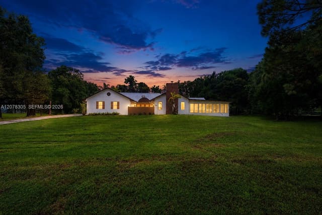 3290 SW Island Way, Mid Rivers Yacht And Coun, Palm City, FL