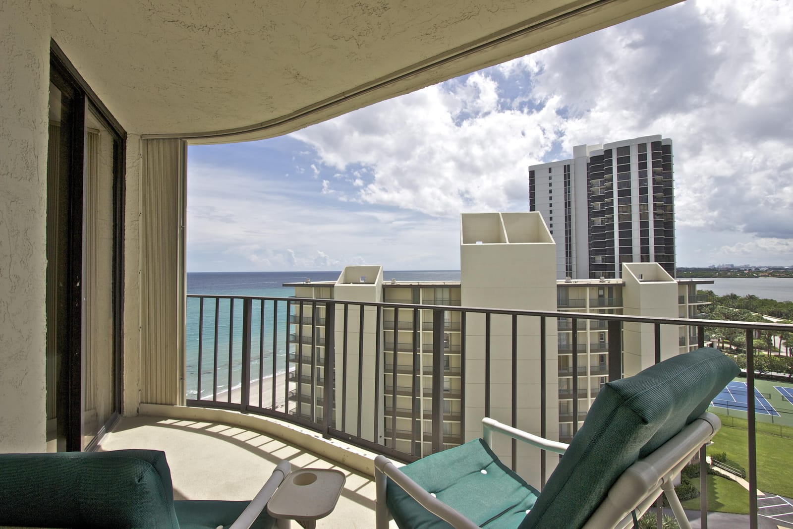 5420 N Ocean Avenue 1006, Singer Island, FL 33404 photo 29
