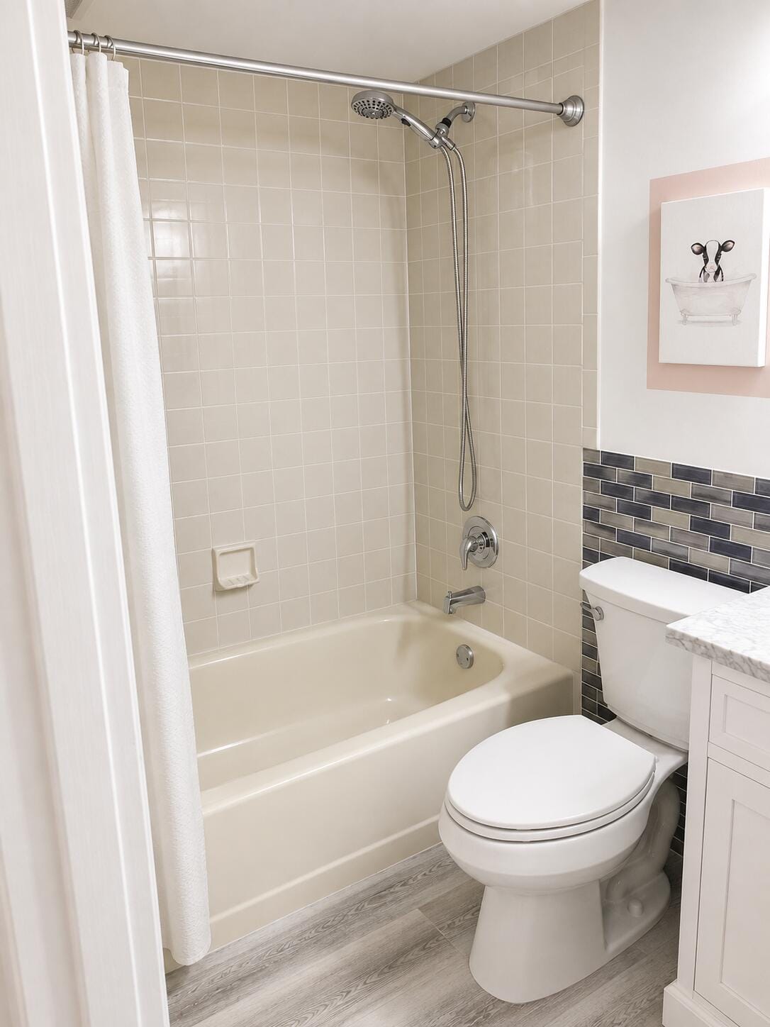 2226 N CYPRESS BEND Drive 103 — photo 8