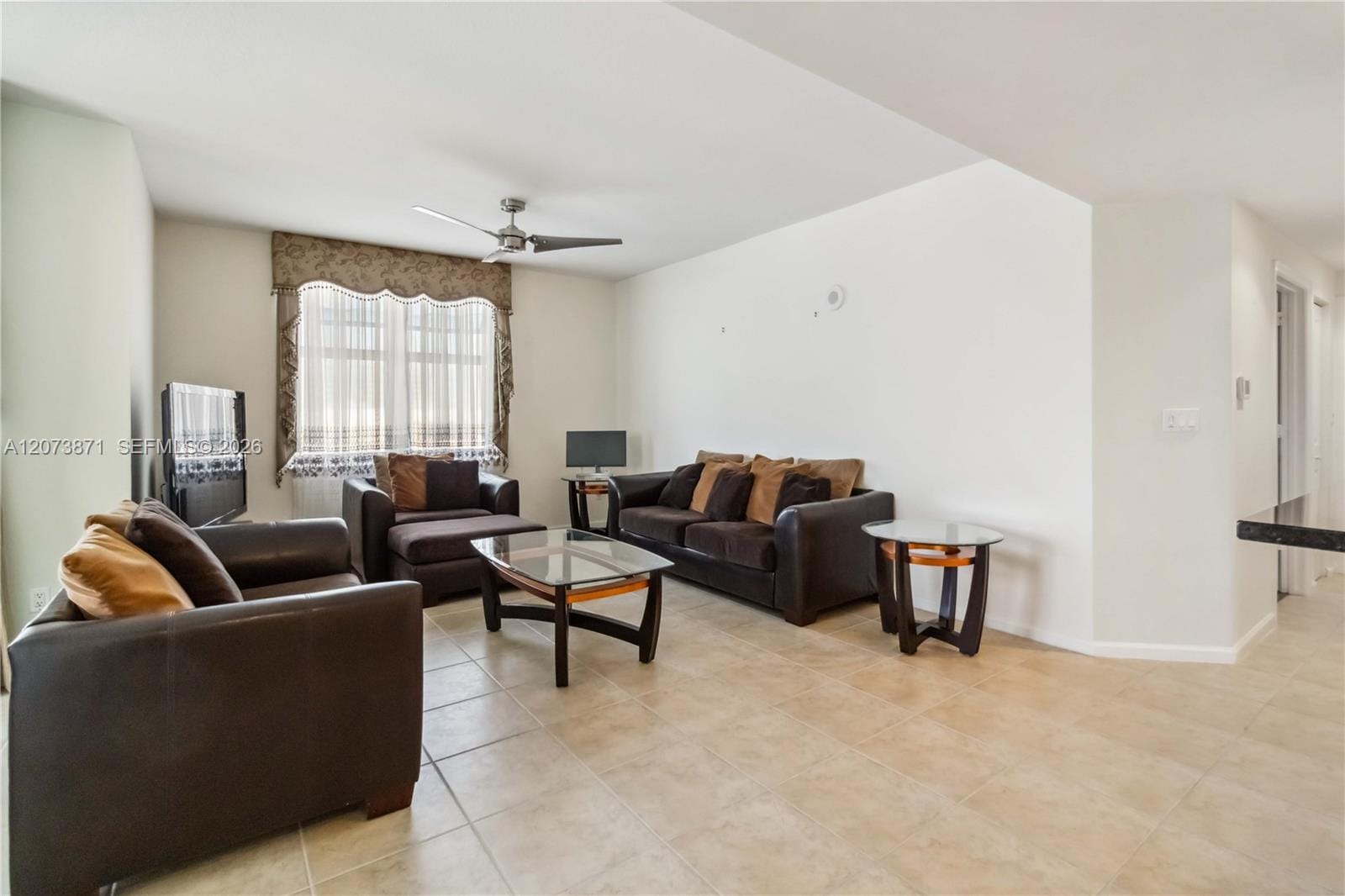 511 SE 5th Avenue 1214 — photo 4