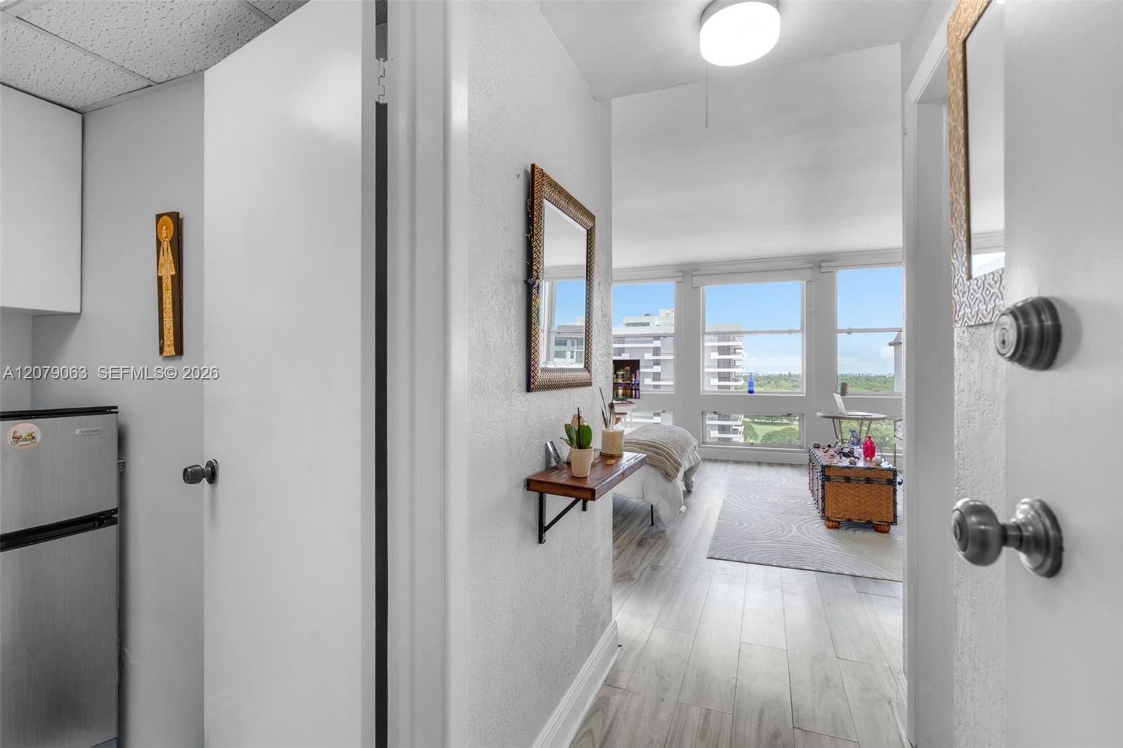 700 Biltmore Way 1017 — photo 2