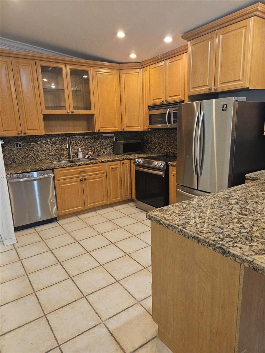10634 SW 75th Lane, Miami, FL 33173 photo 2