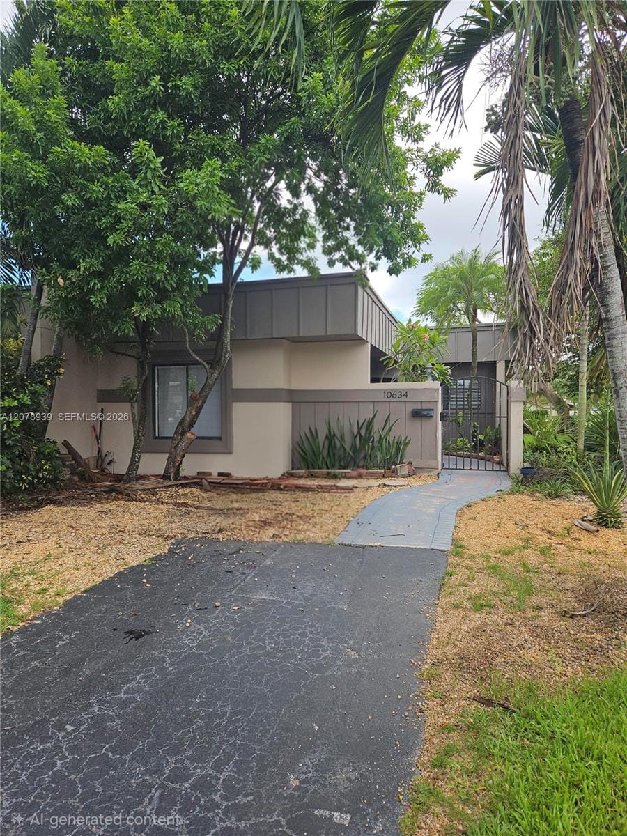 10634 SW 75th Lane, Miami, FL 33173