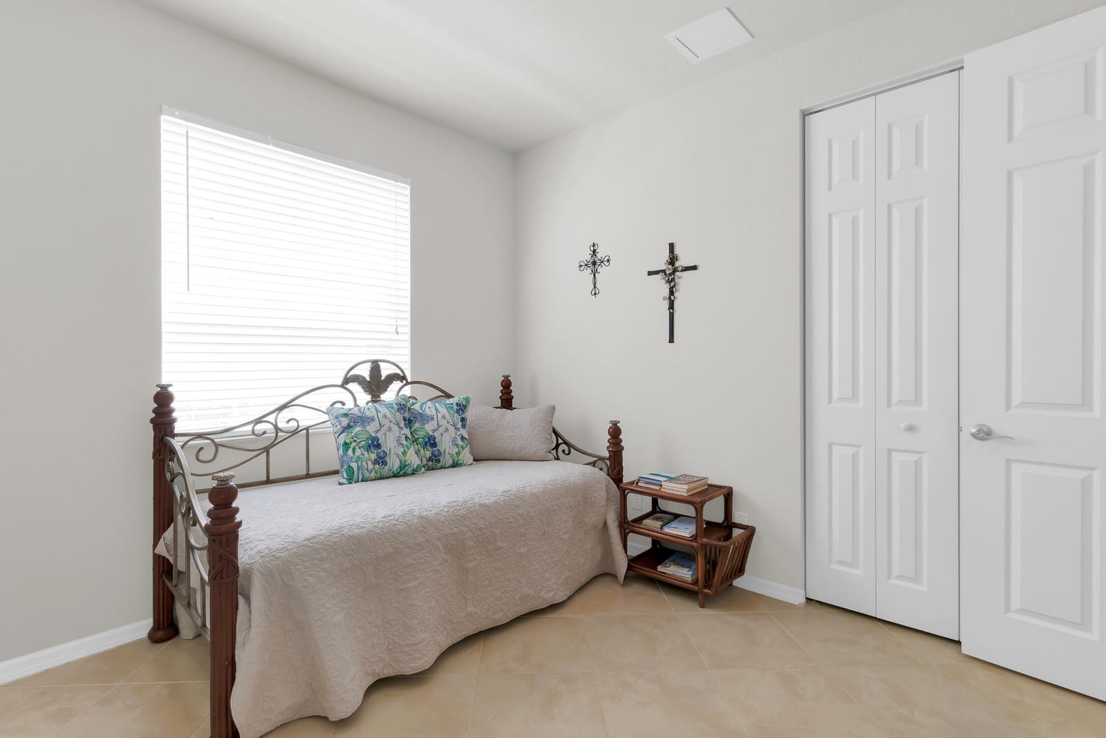 6380 OXFORD Circle 104D, Vero Beach, FL 32966 photo 17