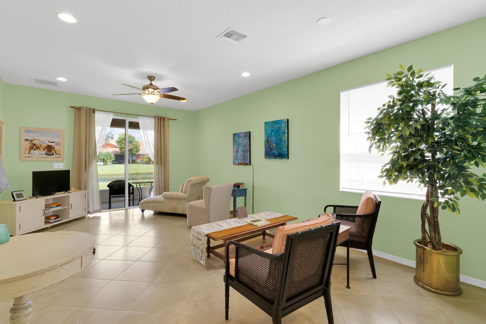 6380 OXFORD Circle 104D, Vero Beach, FL 32966 photo 9