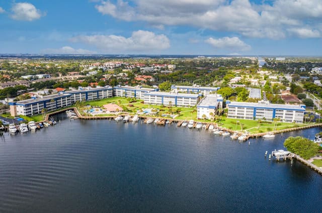 3401 W Spanish Trail 455, Delray Beach, FL 33483