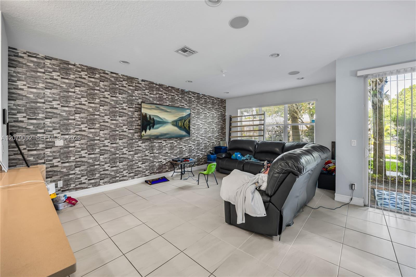 83 Palm Lane, Royal Palm Beach, FL 33411 photo 2