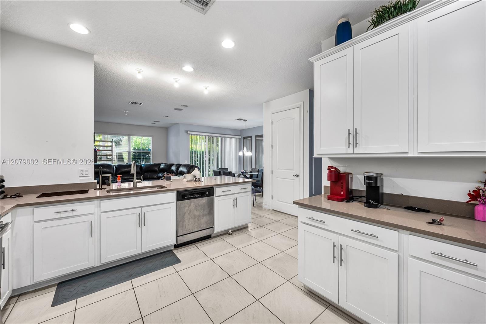 83 Palm Lane, Royal Palm Beach, FL 33411 photo 4