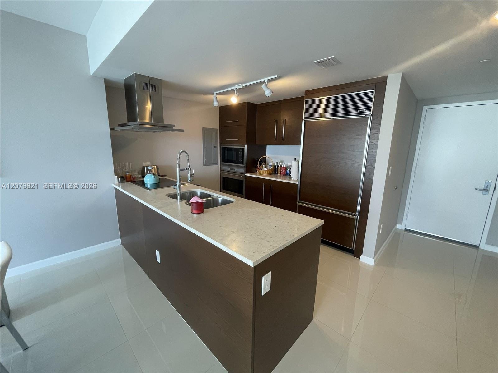 495 Brickell Avenue, Miami, FL 33131 photo 3