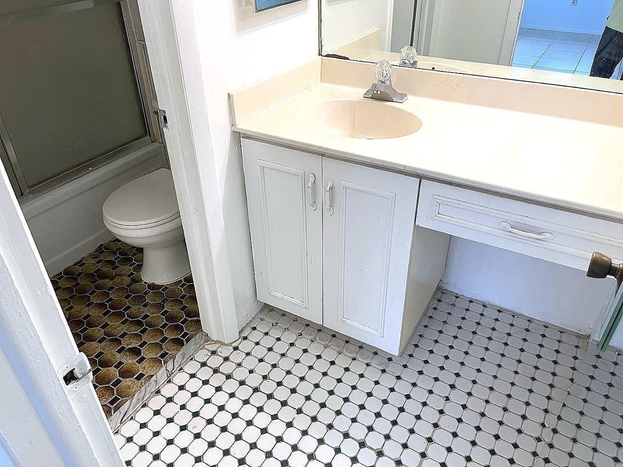 3490 FOXCROFT Road B317 — photo 8