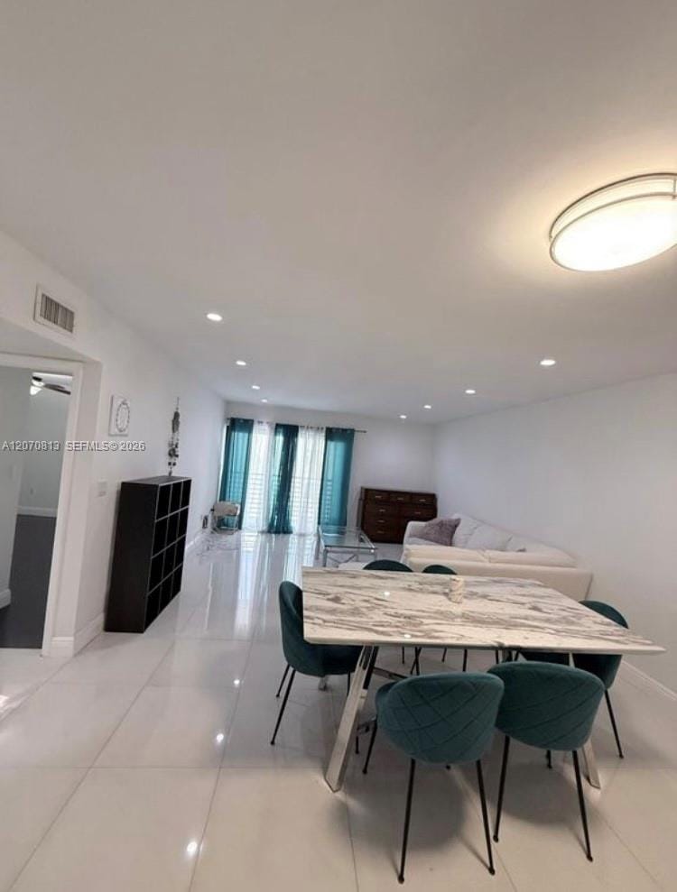 4060 N Hills Drive 31 — photo 2