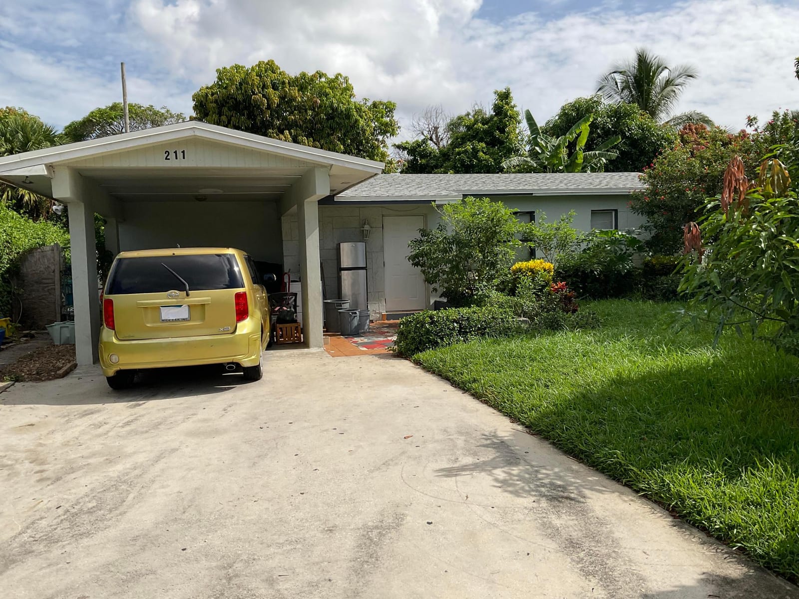 211 NE 27TH Avenue, Boynton Beach, FL 33435