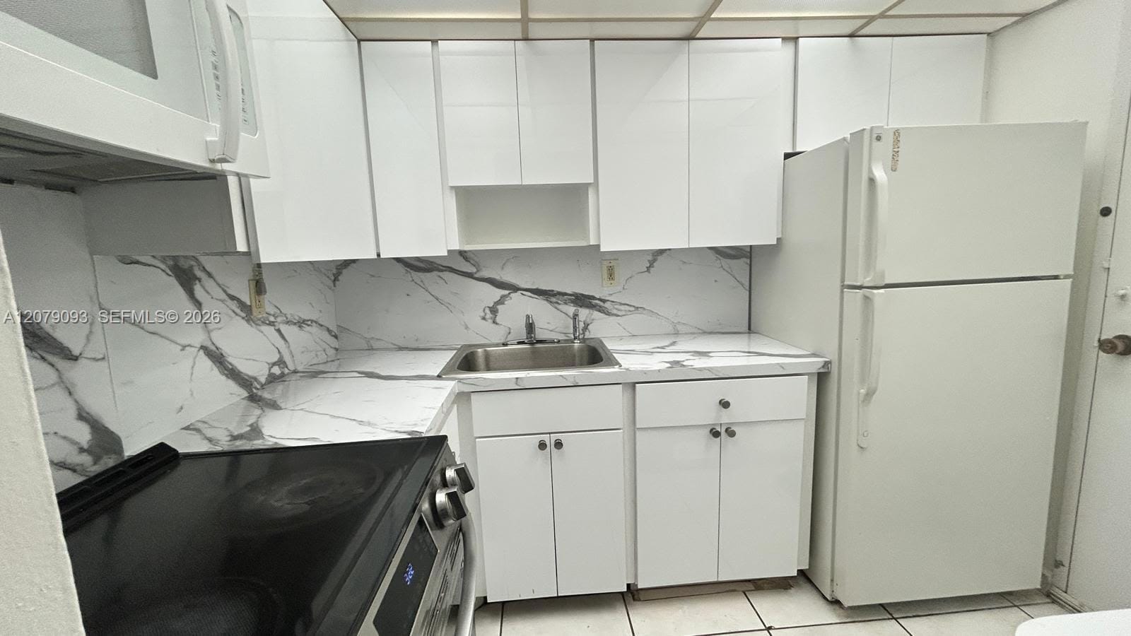 2899 Collins Avenue 544 — photo 6