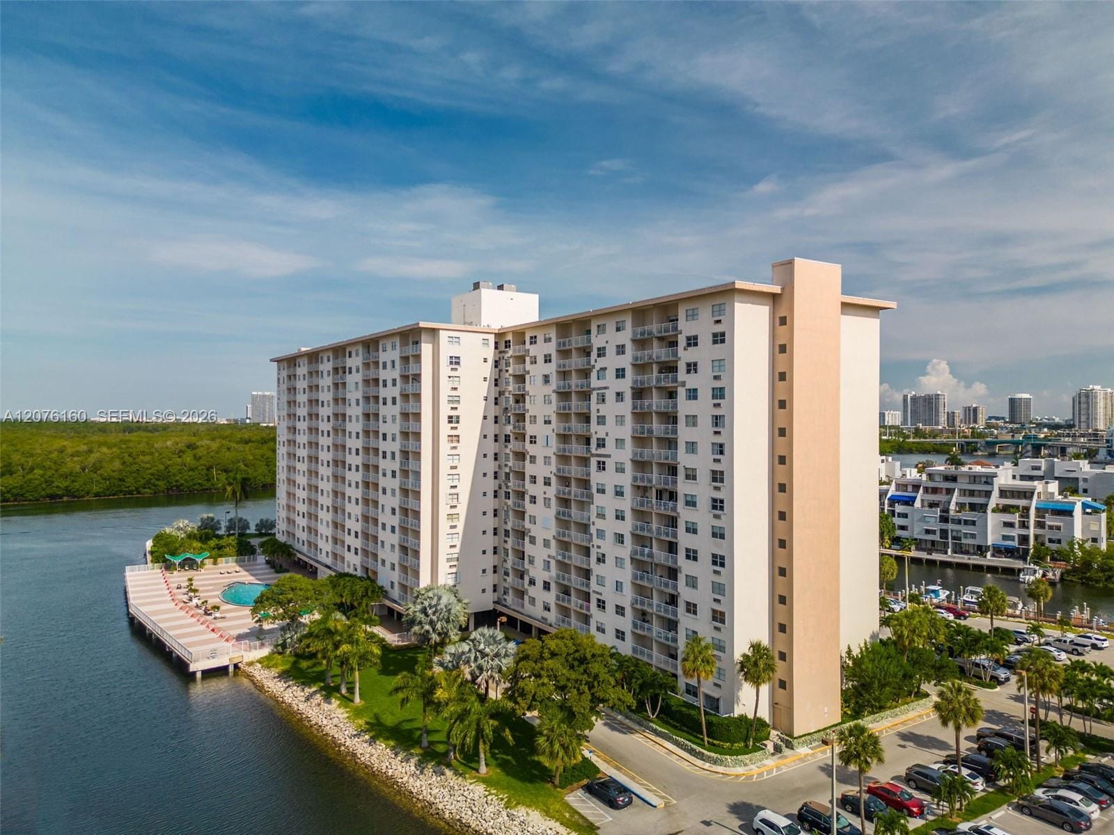 400 Kings Point Drive 822-23, Sunny Isles Beach, FL 33160