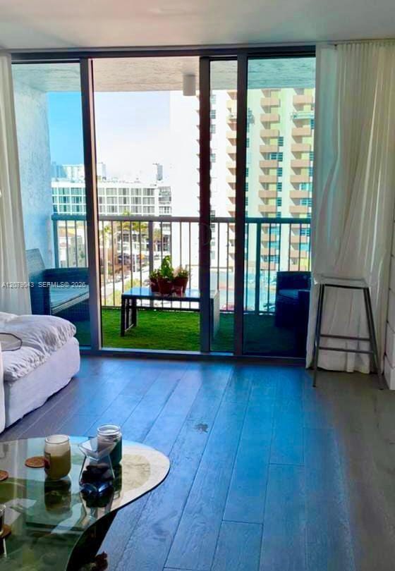 2655 Collins Avenue 1003 — photo 8