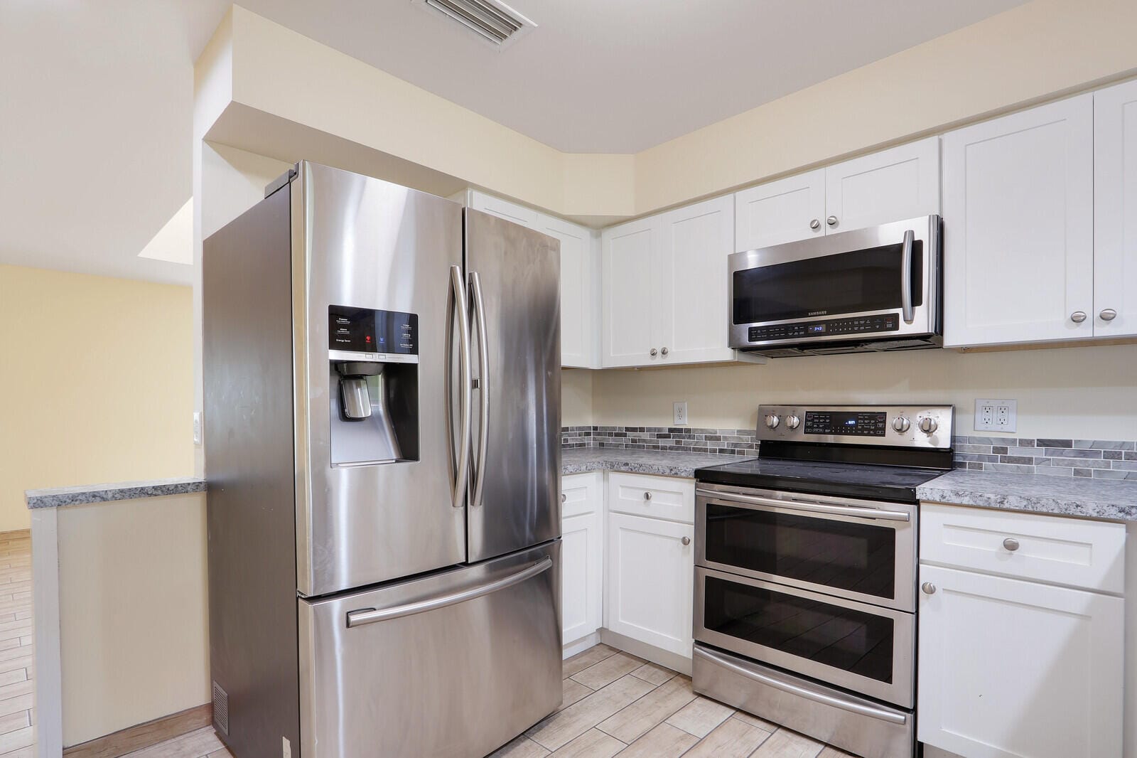 8340 SE CAMELLIA Drive — photo 7