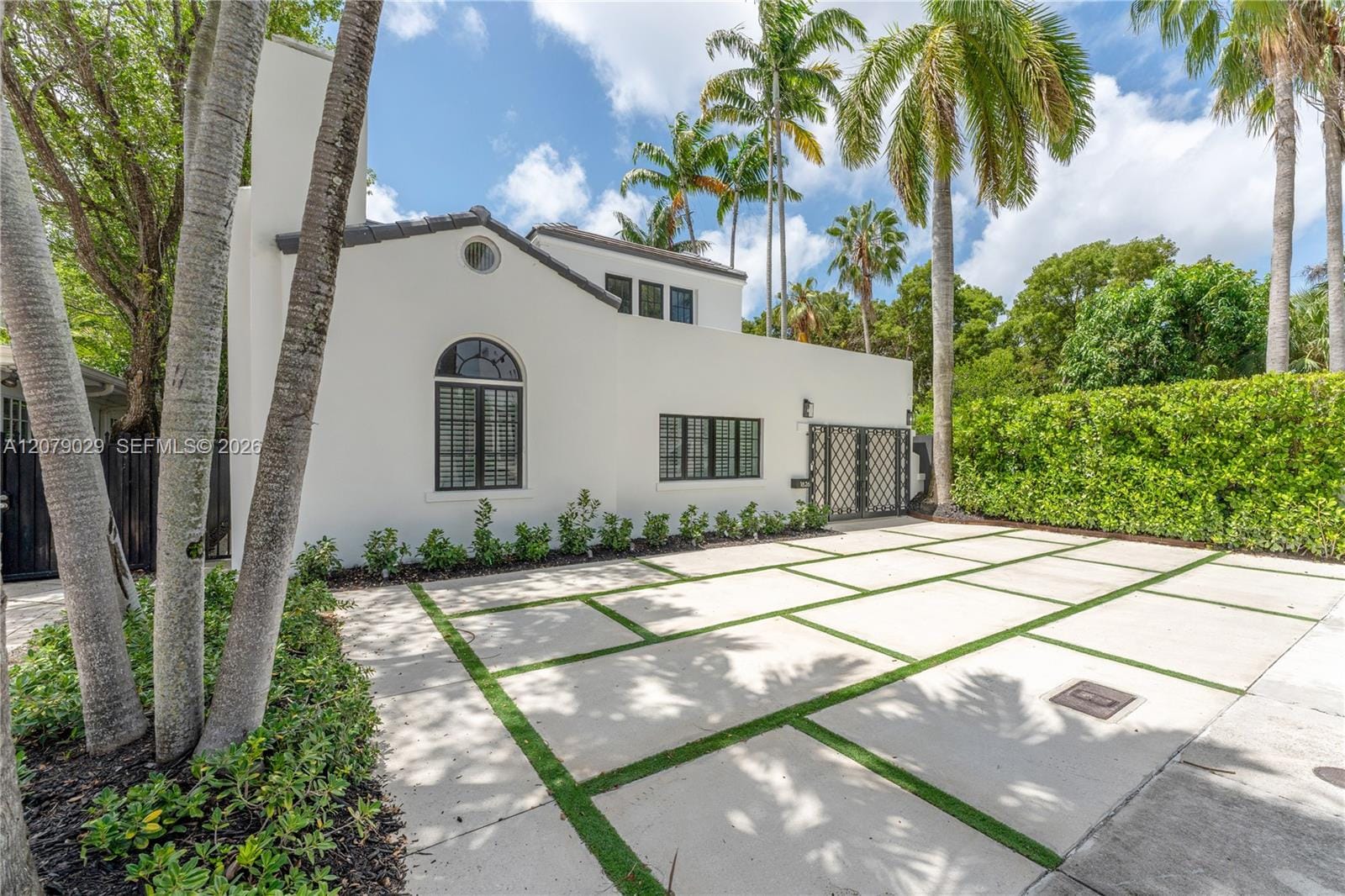 1826 Fairhaven Place, Miami, FL 33133