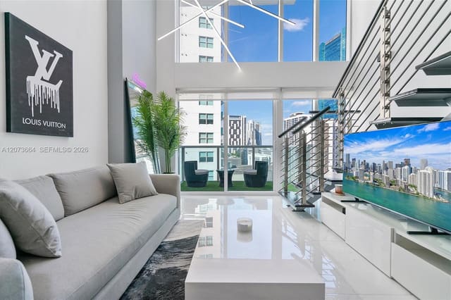 41 SE 5th Street 1111, Brickell On The River S T, Miami, FL