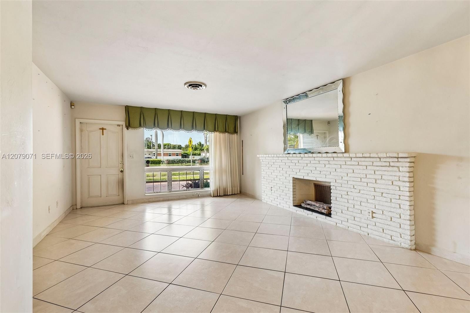 3121 Hollywood Boulevard — photo 10
