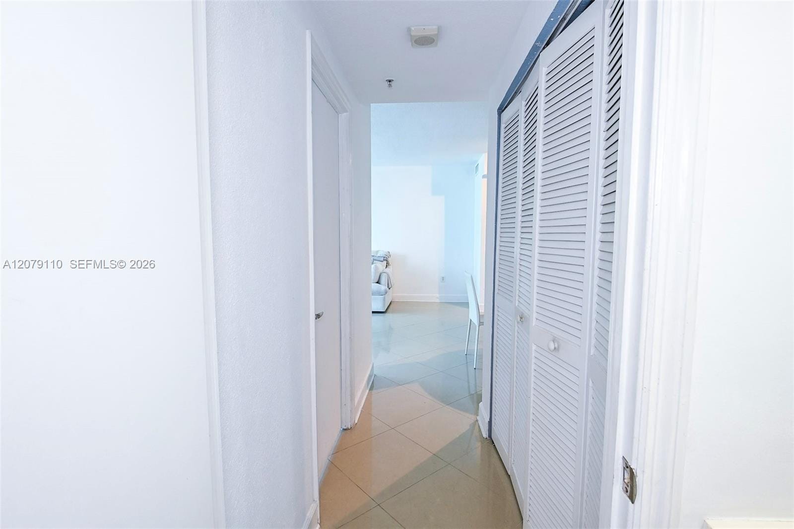 7501 E Treasure Drive 1H — photo 12