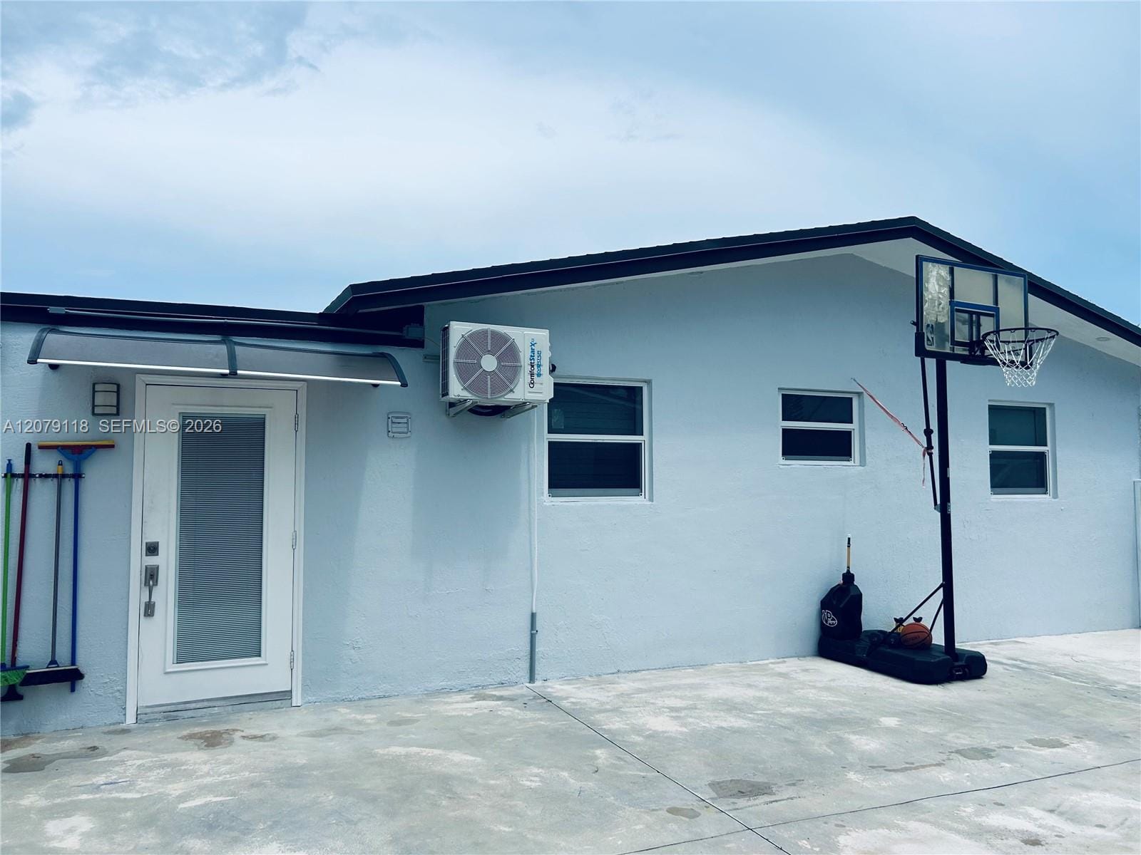 11925 SW 185th Terrace — photo 3
