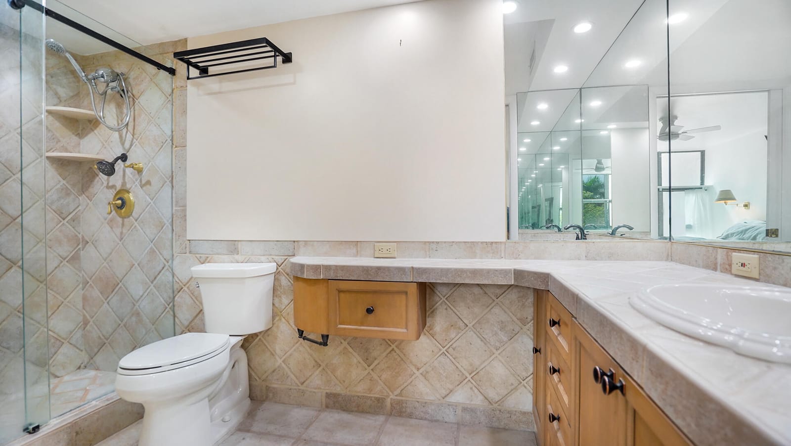 1201 River Reach Drive 202 — photo 8