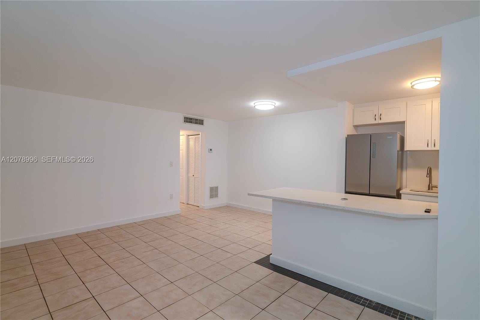 921 Jefferson Avenue 3C, Miami Beach, FL 33139 photo 2