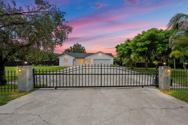 17120 42ND Road N, The Acreage, FL 33470