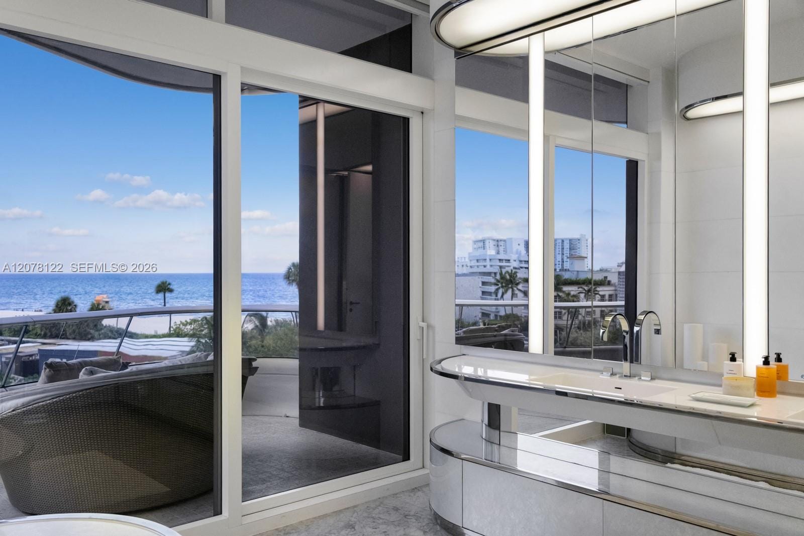 3315 Collins Avenue 4C — photo 12