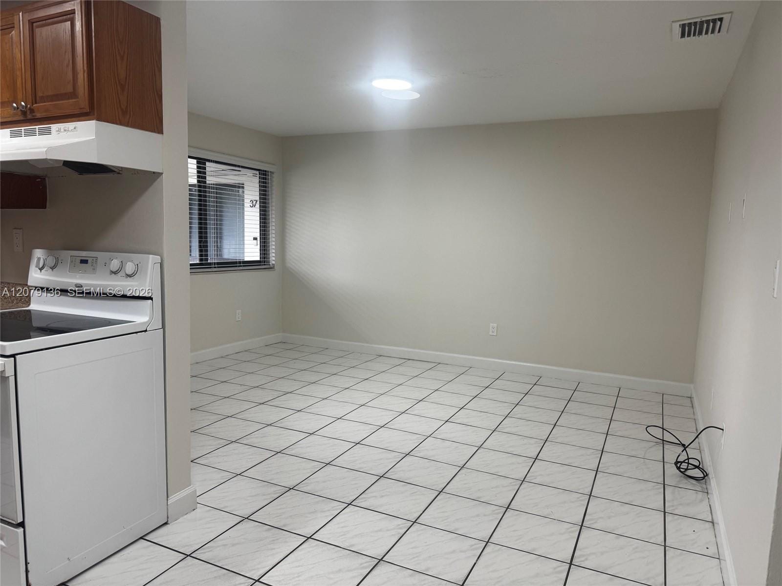 1310 W 29th Street 39, Hialeah, FL 33012 photo 11