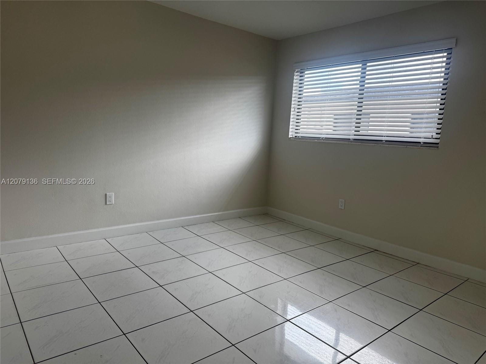 1310 W 29th Street 39, Hialeah, FL 33012 photo 9