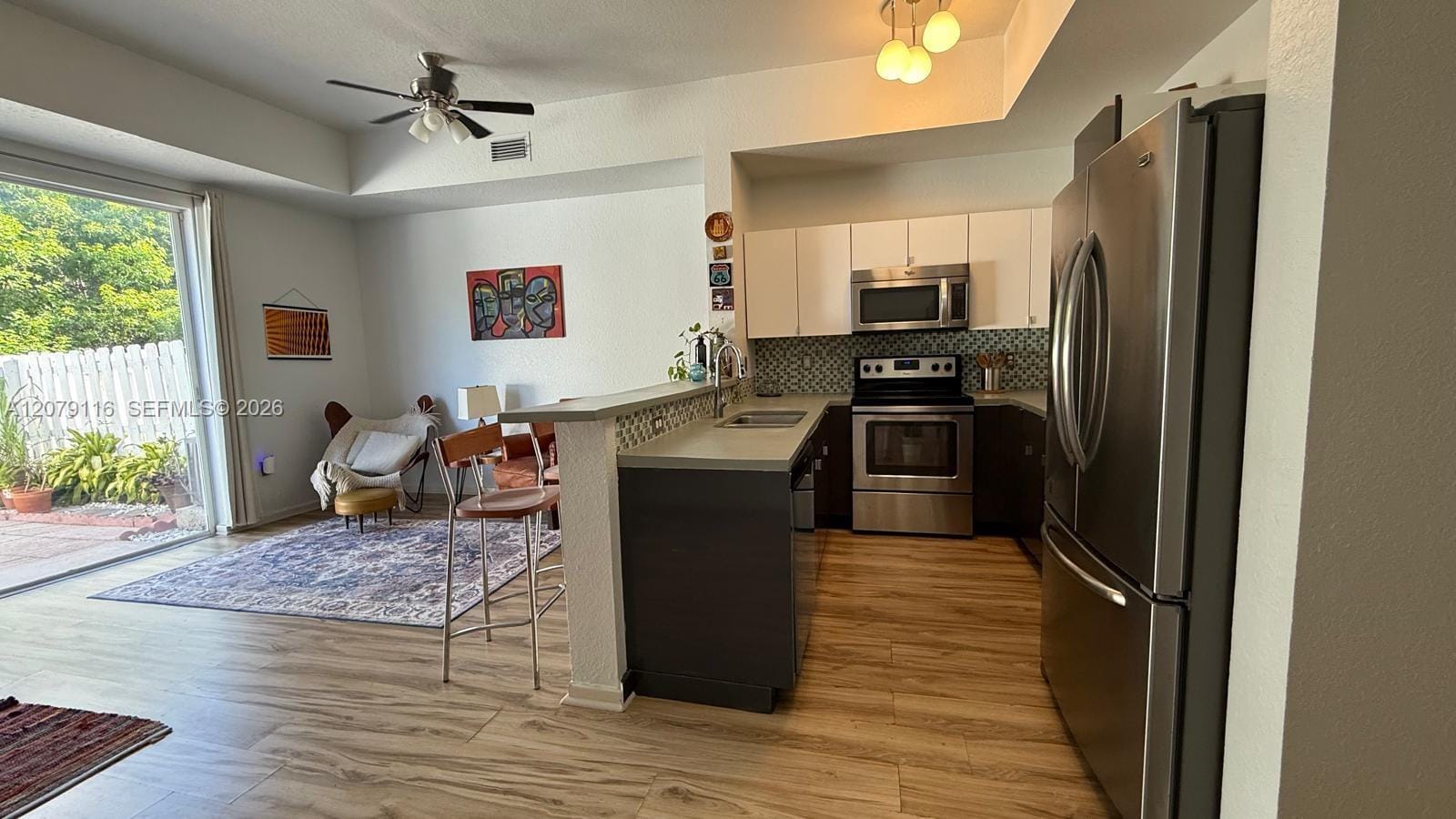 11034 NW 43rd Terrace 11034 — photo 2
