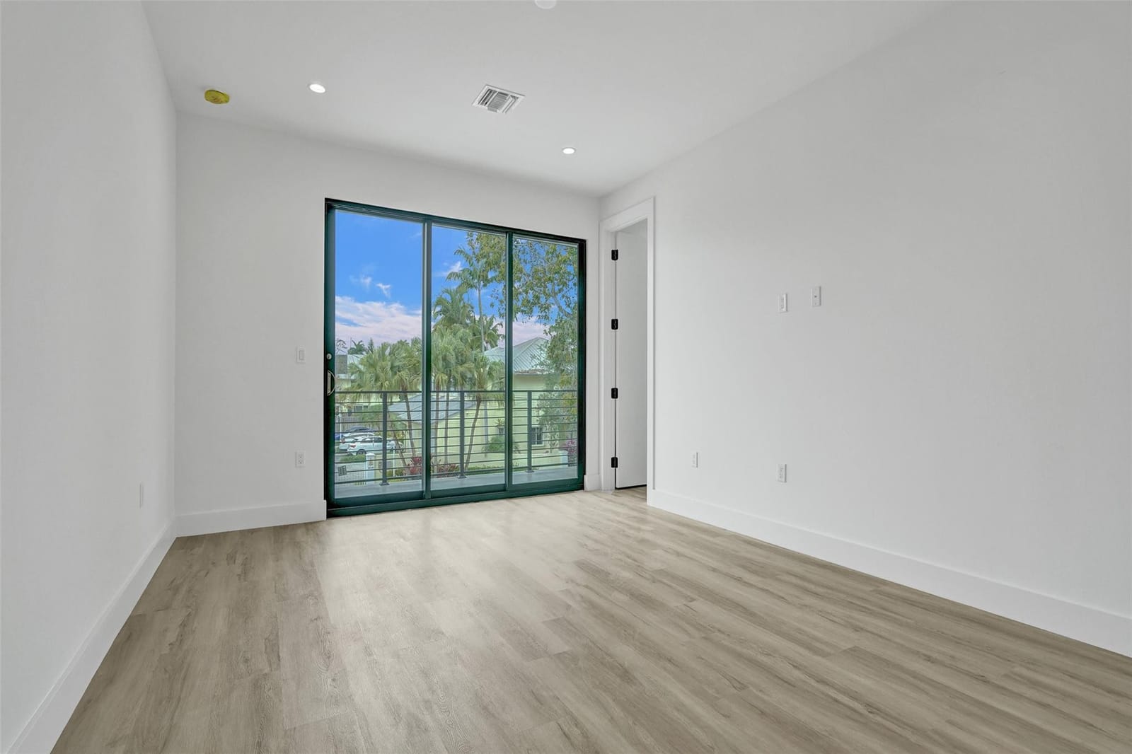 606 SW 7TH Avenue, Fort Lauderdale, FL 33315 photo 15