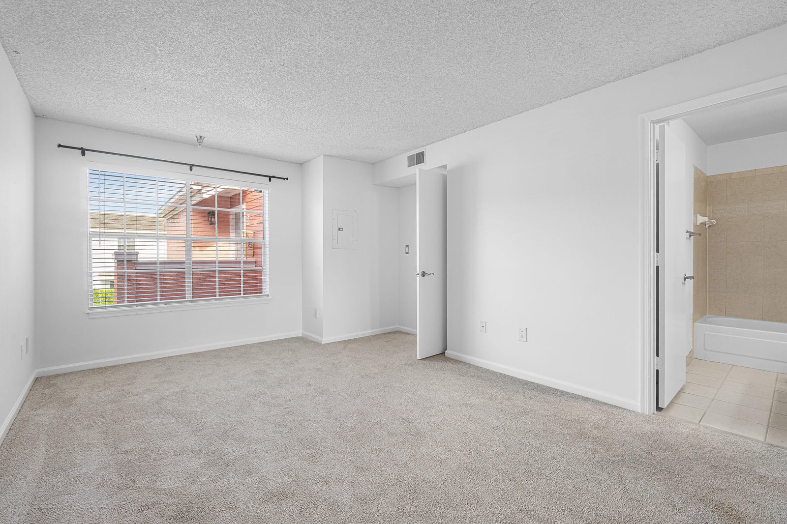 1345 CRYSTAL Way B — photo 9