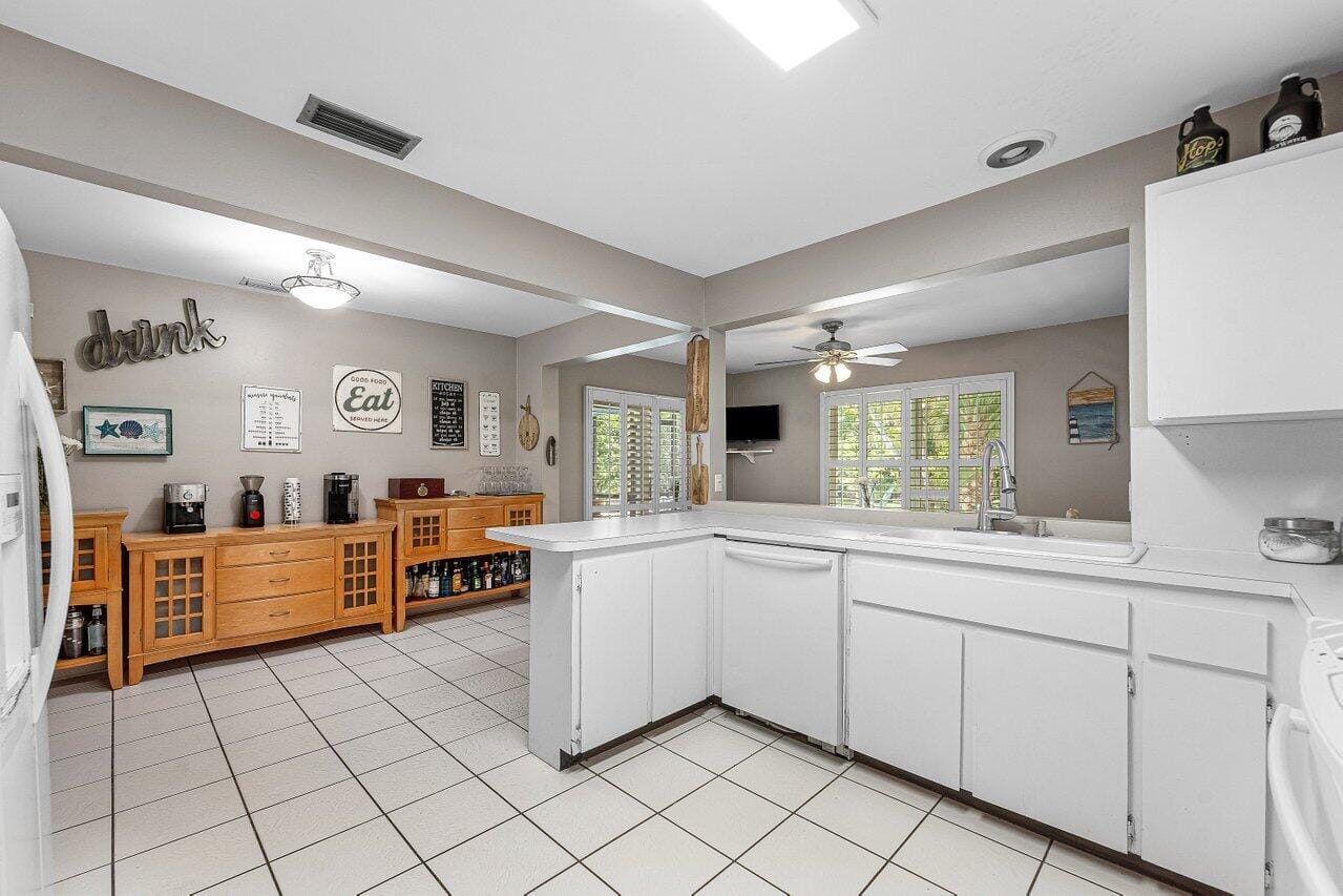612 NW 7th Court — photo 11