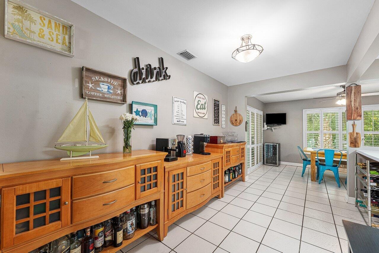 612 NW 7th Court — photo 7