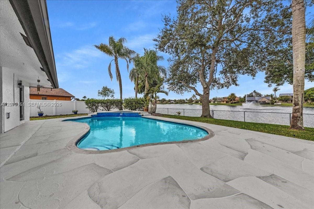 15056 SW 10th Street — photo 4